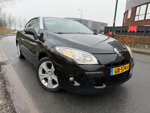 Renault Mégane Coupé-Cabriolet 1.9 dCi Exception BJ 2011 AIRCO/NAVI/LEER ZEER NETJES !!