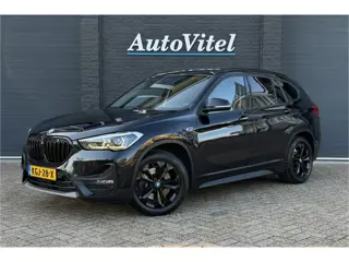 BMW X1 xDrive25e | Leder | Head-Up | Camera | LED | PDC V + A | 20x op vooraad