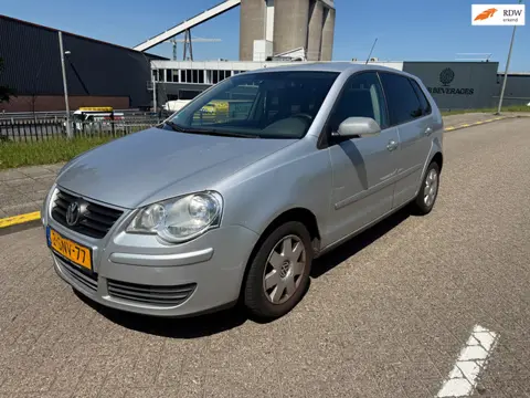 Volkswagen Polo 1.2-12V Sportline