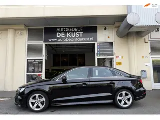 Audi A3 Limousine 1.6 TDI 2017 S-Line 6Bak Navi Clima