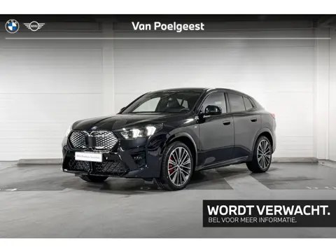 BMW iX2 eDrive20 | M-Sport Pro | Innovation Pack | Driving Assistant Plus | Harman/Kardon | Comfort 