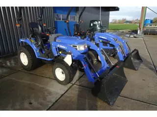 Iseki 3217 met voorlader . (bj 2025)