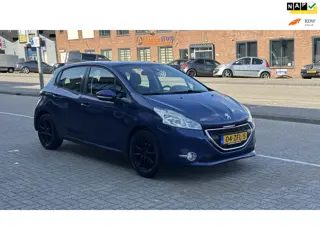 Peugeot 208 1.2 VTi Envy
