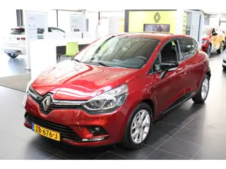 Renault Clio TCe 90pk Limited +trekhaak (bj 2019)