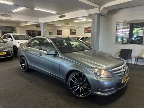 Mercedes-Benz C-Klasse 180 *NAP*Facelift*Automaat*Leder*Carplay