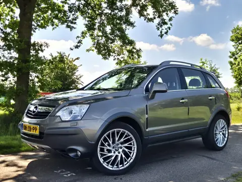 Opel Antara 3.2 V6 Cosmo (bj 2007, automaat)