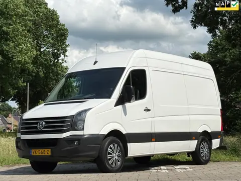 Volkswagen Crafter 50 2.0 TDI L2H1, NAP, airconditioning, cruise control, achteruitrijcamera, boordc