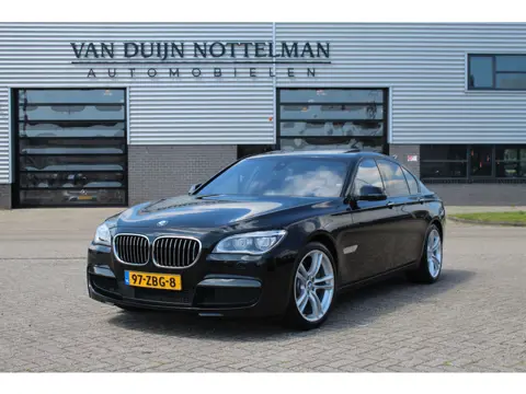 BMW 7 Serie 750i High Executive / M Sport / Softclose / HUD / N.A.P.
