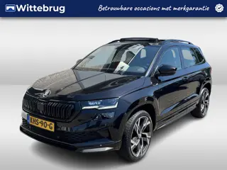 Škoda Karoq 1.5 TSI ACT Sportline / AUTOMAAT/ PANO/ TREKHAAK/ DCC/ STUUR+STOELVERWARM./ ACC/ PARK.SE