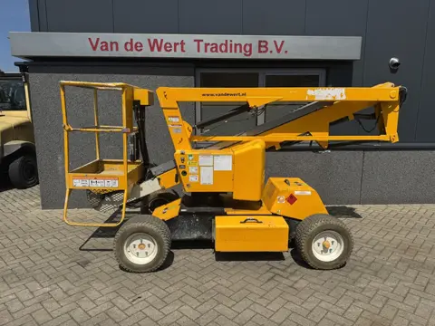 NIFTYLIFT Nifty HR12NDE Knikarmhoogwerker / Arbeitsbuhne HYBRIDE Kubota diesel 4x2 2011