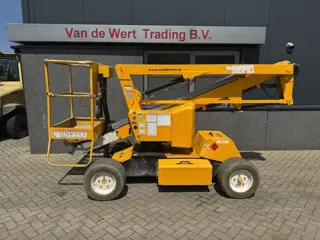 NIFTYLIFT Nifty HR12NDE Knikarmhoogwerker / Arbeitsbuhne HYBRIDE Kubota diesel 4x2 2011