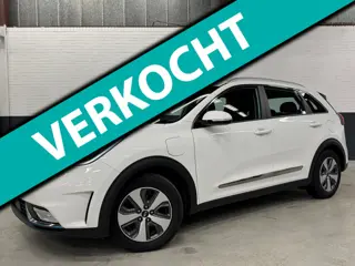 Kia Niro 1.6 GDi PHEV DynamicLine Automaat / Trekhaak / Navi / Camera / Carplay