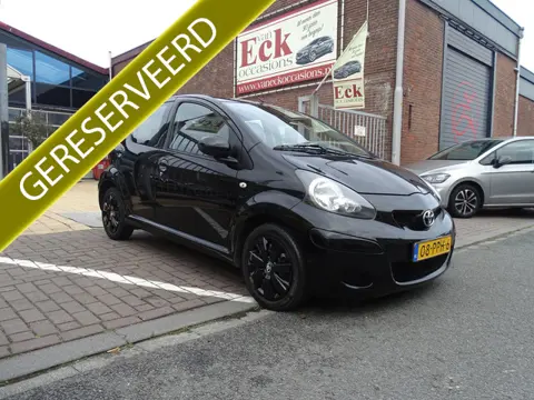 Toyota Aygo 1.0-12V Comfort Navigator (bj 2011)