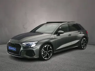 Audi A3 Sportback 30 TFSI S edition | Panorama Dak | Adaptieve Cruise | Apple/Android Play | Matrix 