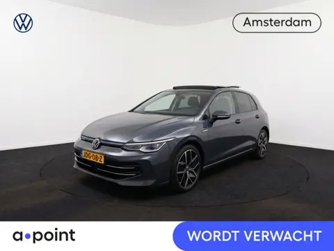 Volkswagen Golf 1.5 eHybrid Style Edition 204 pk Automaat (DSG) | Verlengde garantie | Navigatie via