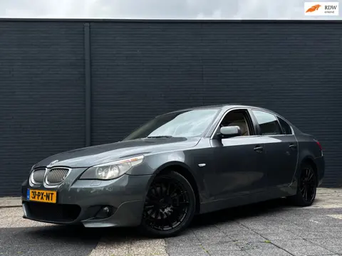 BMW 5-serie 525i High Executive | Schuifdak | Leder