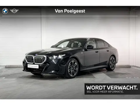 BMW i5 Sedan eDrive40 | M-Sport | Travel Pack | Comfort Pack | Driving Assistant Plus | Harman/Kardo