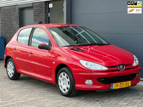 Peugeot 206 1.4 Forever 5drs AIRCO APK NAP BOEKJES