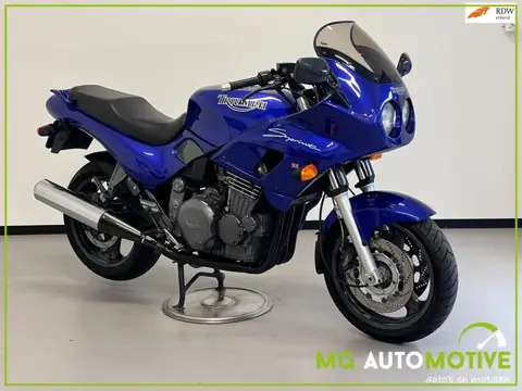 Triumph Tour Sprint 900