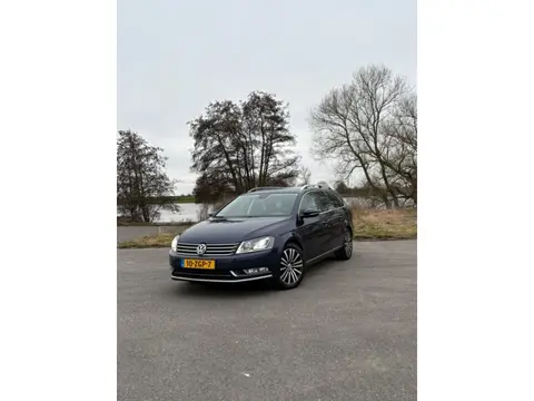 Volkswagen Passat AUTOMAAT 2.0 TSI Highline Trekhaak Org NL Stoelverw LEDER