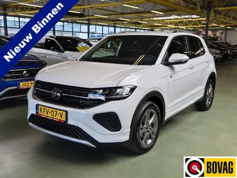 Volkswagen T-Cross 1.5 TSI R-Line -150pk- Automaat | Camera | Rijklaarprijs incl. 1 jaar Bovag garan