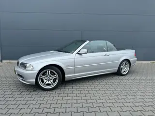 BMW 3-serie Cabrio 320Ci E46 6-CIL AUTOMAAT TREKHAAK GEEN ROEST UNIEK MOOI!