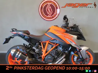 KTM SUPER DUKE 1290 GT AKRA PERFECT! (bj 2019)