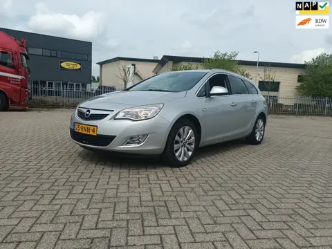 Opel Astra Sports Tourer 1.4 Cosmo