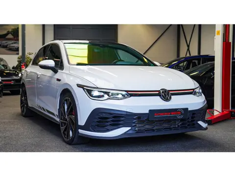 Volkswagen GOLF 2.0 TSI GTI | Stuurwiel verwarming | Lane Assist | Clubsport | Camera