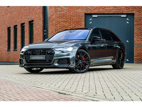 Audi A6 Avant 55 TFSI e quattro Competition | Matrix | Pano | B&O | Sportstoelen | Top View Camera |
