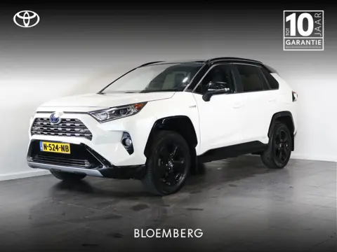 Toyota RAV4 2.5 Hybrid AWD Bi-Tone | Schuif - / kanteldak | Alarm klasse 3 | Trekgewicht 680 kg door