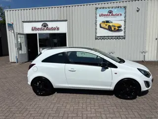 Opel Corsa 1.4-16V Cosmo ZEER MOOI KM 147423--3999E