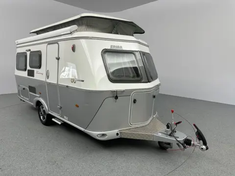 Eriba Touring Troll 530 60 Years Edition Cassetteluifel