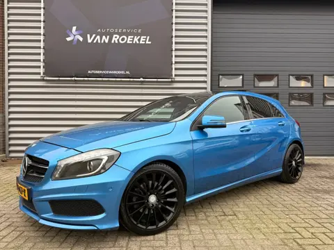 Mercedes-Benz A-klasse 180 Prestige | AMG | Xenon | PDC | Pano | Leer