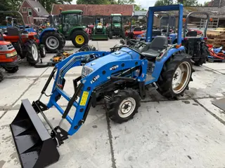 Iseki Sial26 met voorlader