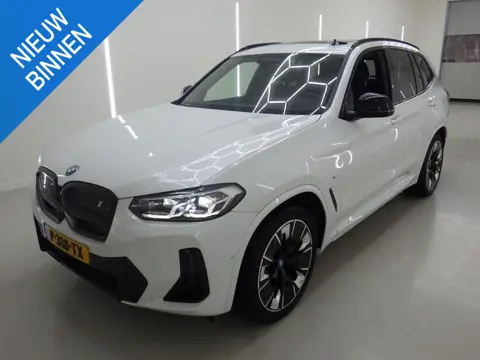 BMW IX3 HIGH EXECUTIVE 80 KWH I M-SPORT I 100% SOH I SCHUIF/KANTELDAK I SHADOW LINE PACK