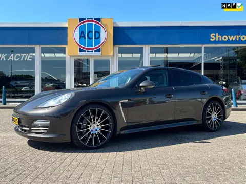 Porsche Panamera 3.0 D Platinum Edition | Orig. NL | Sunroof | Sport Chrono |