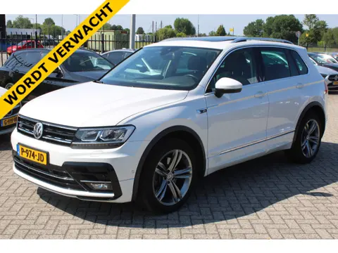 Volkswagen Tiguan 2.0 TSI 4Motion Highline R-Line PANORAMADAK VIRTUAL ACC TREKHAAK