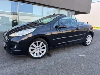 Peugeot 207 CC 1.6 VTi Roland Garros CLIMAT BJ 1-2011 APK 5-2027