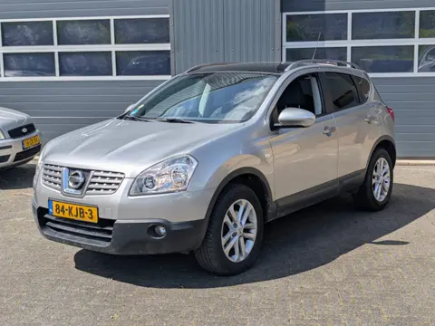 Nissan Qashqai 2.0 Connect Edition Panoramadak |Trekhaak| 4 seizoenenbanden