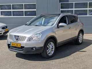 Nissan Qashqai 2.0 Connect Edition Panoramadak |Trekhaak| 4 seizoenenbanden