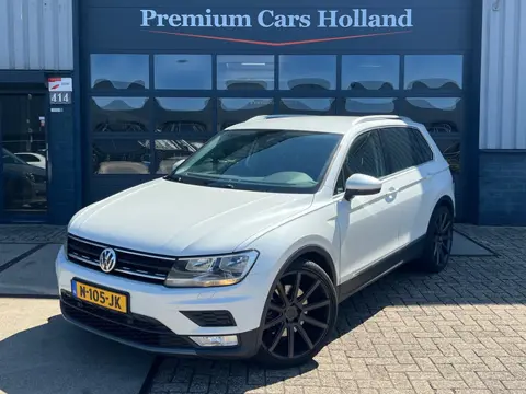Volkswagen Tiguan 2.0 TSI 4Motion Highline Navi Camera Keyless 21 Inch