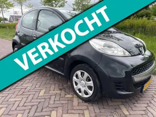 Peugeot 107 1.0-12V Millesim 200-Airco
