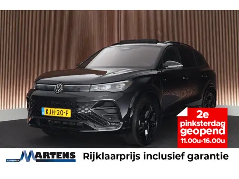 Volkswagen Tiguan 1.5 eHybrid 272pk R-Line Edition Black Style Panoramadak Trekhaak 360Camera HUD St