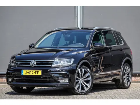 Volkswagen Tiguan 1.4Tsi 150Pk DSG6 | 4Motion | Panoramadak | Achteruitrijcamera | Trekhaak | 20''