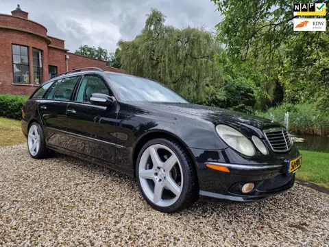 Mercedes-Benz E-klasse Combi 320 Avantgarde AMG Uitvoering NIEUWE Banden en velgen Schuif/kanteldak 