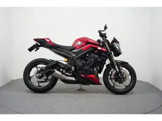 Triumph STREET TRIPLE RS (bj 2025)