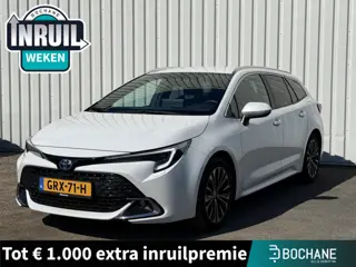 Toyota Corolla Touring Sports 1.8 Hybrid First Edition | Trekhaak afneembaar | Navigatie | Climate C