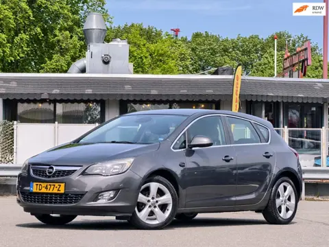 Opel Astra 1.4 Turbo GT / NAP / SP VLG / AIRCO / NAVI / OHB / PDC /