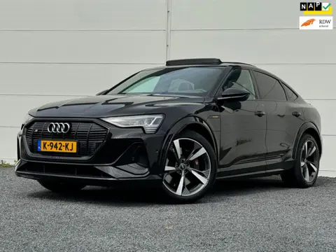 Audi E-tron Sportback S quattro 504 PK Org NL Pano B&O RS zetels Black optic 360 graden camera Trekh